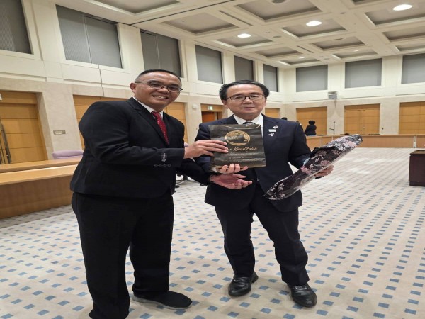 Pertemuan Dengan Gubernur Prefektur Kagawa Toyohito Ikeda