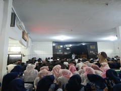 KEGIATAN MUHADHAROH JUM’AT BERKAH JURUSAN FARMASI DAN TBSM